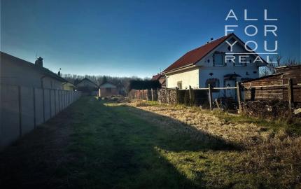 AFYREAL predaj pozemku na stavbu rodinného domu s menšou novostavbou Vojka nad Dunajom