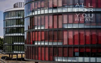 AFYREAL Prenájom kancelárií od 24m2 v TOP budove v Petržalke, parking aj pre návštevy, ľahko dostupné