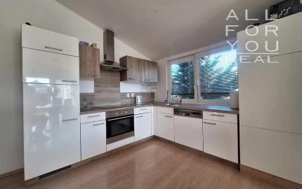 Vytúžená nehnuteľnosť víkendového charakteru či rezidencie vo Vojke nad Dunajom