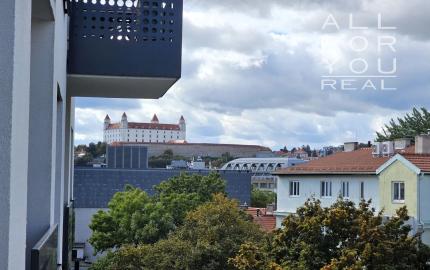 Exkluzívny 3 izbový byt s veľkou terasou a nádherným výhľadom, Bratislava - Staré Mesto