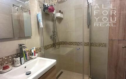 AFYREAL Predaj 4izb byt Vyšehradská Petržalka po staršej kompletnej rekonštrukcii, balkón