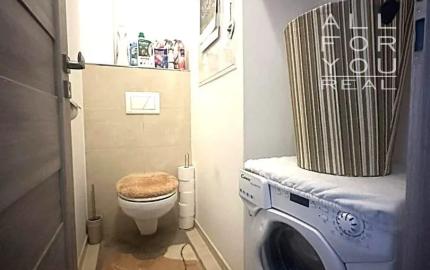 AFYREAL Predaj 4izb byt Vyšehradská Petržalka po staršej kompletnej rekonštrukcii, balkón