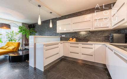 AFYREAL   VIDEO  predaj 4izb nádherný nadštandardný byt s garažou pri lese  VIDEO