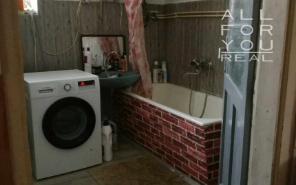 Ponúkame na predaj priestranný rodinný dom v srdci Tokajskej vínnej oblasti – Slovenské Nové Mesto.