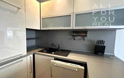 AFYREAL REZERVOVANE 3izb bytu s parkovaním Kadnárova - Rača 68m2 plus loggia 7m2 plus parkovanie.