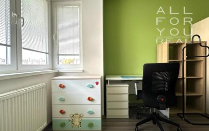 AFYREAL REZERVOVANE 3izb bytu s parkovaním Kadnárova - Rača 68m2 plus loggia 7m2 plus parkovanie.