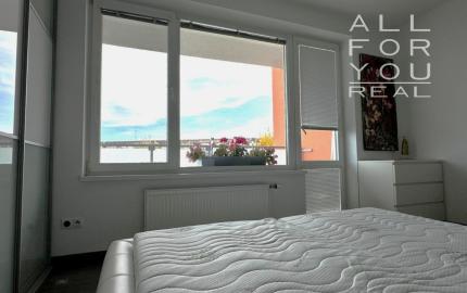 AFYREAL REZERVOVANE 3izb bytu s parkovaním Kadnárova - Rača 68m2 plus loggia 7m2 plus parkovanie.