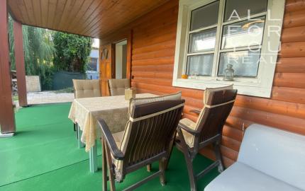 AFYREAL prenájom dog friendly 3izb celoročne obývateľnej chaty iba 25km od Rusoviec - pri Šulianskom jazere, tiché a pokojné prostredie.