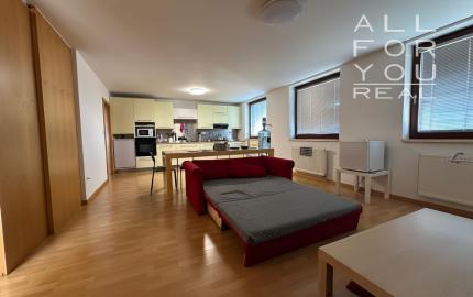 AFYREAL prenájom kancelárií v administratívnej polyfunkčnej budove na začiatku Lozorna