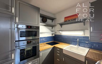 AFYREAL predaj 2izb byt Nejedlého, Dúbravka - loggia, výťah, kolaudácia 2003