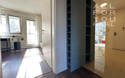 AFYREAL predane 4izb Cabanova ul., kompletná rekonštrukcia, úložný priestor, loggia, výťah, slnečný, svetlý