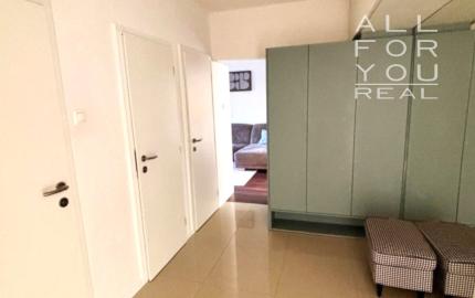 AFYREAL predane 4izb Cabanova ul., kompletná rekonštrukcia, úložný priestor, loggia, výťah, slnečný, svetlý