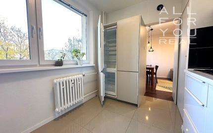 AFYREAL predane 4izb Cabanova ul., kompletná rekonštrukcia, úložný priestor, loggia, výťah, slnečný, svetlý