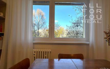 AFYREAL predane 4izb Cabanova ul., kompletná rekonštrukcia, úložný priestor, loggia, výťah, slnečný, svetlý