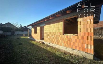 AFYREAL predaj pozemku na stavbu rodinného domu s menšou novostavbou Vojka nad Dunajom