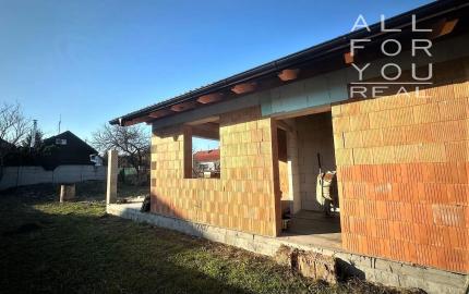 AFYREAL predaj pozemku na stavbu rodinného domu s menšou novostavbou Vojka nad Dunajom