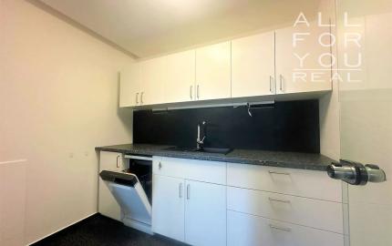 AFYREAL Prenájom kancelárií od 24m2 v TOP budove v Petržalke, parking aj pre návštevy, ľahko dostupné