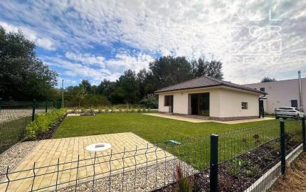 AFYREAL video Predaj chata pri jazere, 20min od Čunova, 3izb kompl zariadená novostavba pri jazere Vojka, pre milovníkov ticha