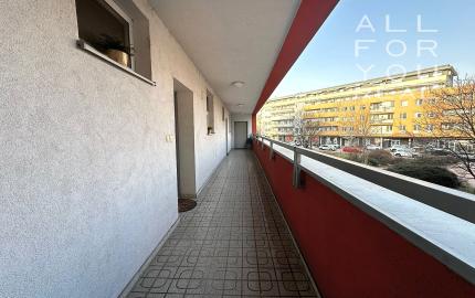 AFYREAL Petržalské korzo- predaj 2iz byt s vlastným kotlom, loggia, pivnica, výťah.