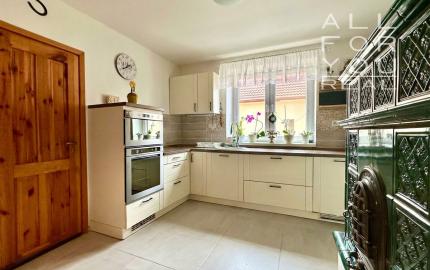 AFYREAL Vojka predaj dom na okamžité bývanie, 4 izby, podnikateľská časť- hala a dieľňa