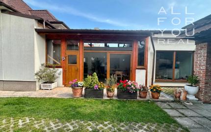 AFYREAL Vojka predaj dom na okamžité bývanie, 4 izby, podnikateľská časť- hala a dieľňa