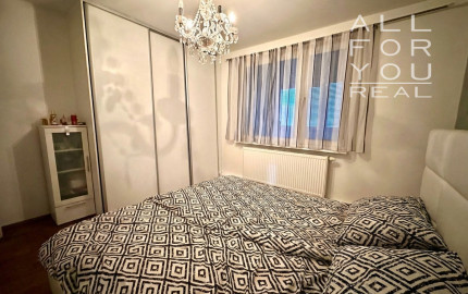 AFYREAL predaj 4izb byt 90m2 Radničné námestie, vlastný kotol na kúrenie, kompl.rekonštr., balkón, veľká pivnica