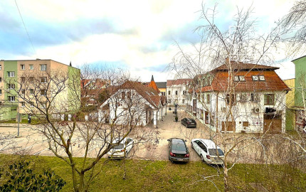 AFYREAL predaj 4izb byt 90m2 Radničné námestie, vlastný kotol na kúrenie, kompl.rekonštr., balkón, veľká pivnica