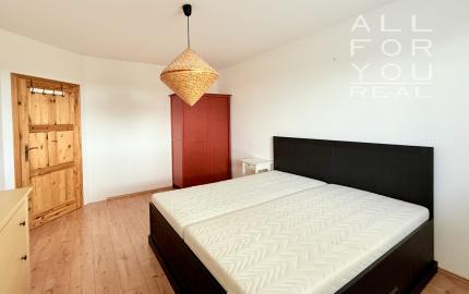 VIDEO, Viac izieb, viac pohody: 5-izbový rodinný dom, kde nikto nemusí robiť kompromisy