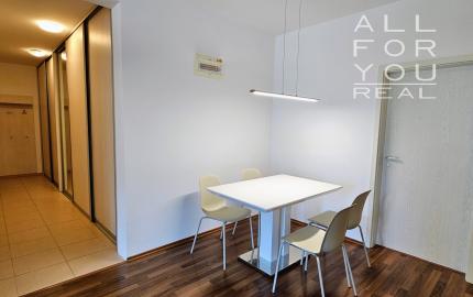 Klimatizovaný 3-izb. byt s balkónom a recepciou–Bosákova,BA5