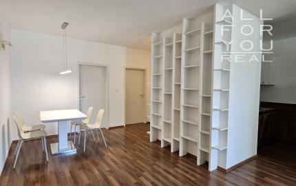 Klimatizovaný 3-izb. byt s balkónom a recepciou–Bosákova,BA5