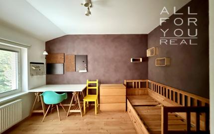 Viac izieb, viac pohody: 5-izbový rodinný dom, kde nikto nemusí robiť kompromisy