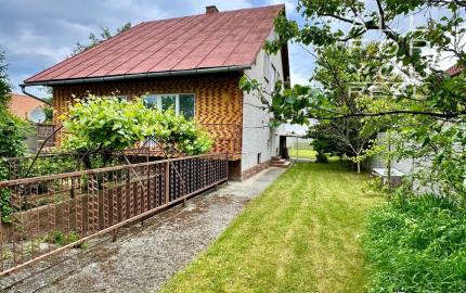 VIDEO, ZNÍŽENÁ CENA 10-izbový rodinný dom, ÚP 340m2, pozemok 638m2