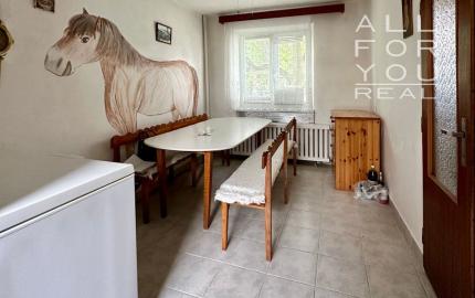 VIDEO, ZNÍŽENÁ CENA 10-izbový rodinný dom, ÚP 340m2, pozemok 638m2