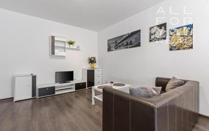Zaujímavý 2i byt s rozlohou až 45 m2 - ul. Holekova  ***  BYT JE LEN 5      min OD CENTRA BRATISLAVY  ***