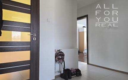 3 izb. byt. jednotka v RD, kompletná rekonštrukcia, 87 m², garáž, pivnica, skladové priestory s pozemkom 333 m2