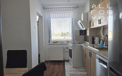 3 izb. byt. jednotka v RD, kompletná rekonštrukcia, 87 m², garáž, pivnica, skladové priestory s pozemkom 333 m2