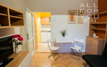 1izbový - 22 m2 - Košická ul.  *** VYBORNA PONUKA V BLÍZKOSTI CENTRA ***
