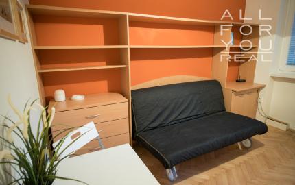 1izbový - 22 m2 - Košická ul.  *** VYBORNA PONUKA V BLÍZKOSTI CENTRA ***