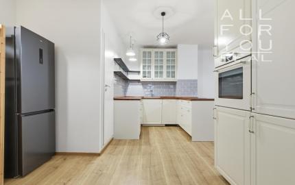 ZREKONŠTRUOVANÝ 2 izbový byt,  60 m2, Prostredná ul.  *** VÝBORNÁ PONUKA ***