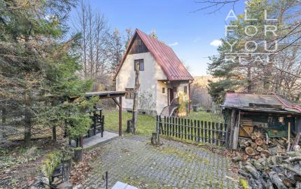 3 podlažný dom 95 m2 - pozemok 2884 m2 Svätý Jur   *** SÚPISNÉ ČÍSLO - TRVALÉ BÝVANIE ***