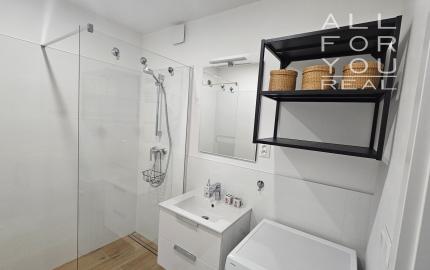 3 izbový zrekonštruovaný byt na prenájom Bratislava - Petržalka