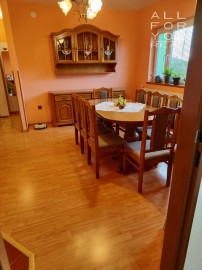 Ponúkame na predaj priestranný rodinný dom v srdci Tokajskej vínnej oblasti – Slovenské Nové Mesto.