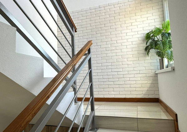 AFYREAL predaj 4izb domu Dunajská Lužná, kolaudácia 2019, veľká obývačka-50m2, krb, terasa, garáž, malá záhradka.