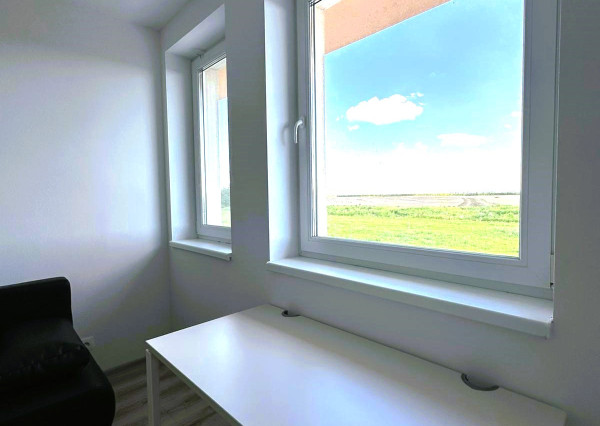 AFYREAL predaj 4izb domu Dunajská Lužná, kolaudácia 2019, veľká obývačka-50m2, krb, terasa, garáž, malá záhradka.