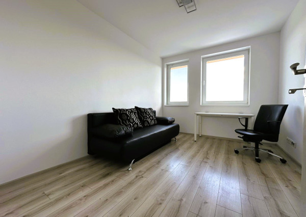 AFYREAL predaj 4izb domu Dunajská Lužná, kolaudácia 2019, veľká obývačka-50m2, krb, terasa, garáž, malá záhradka.