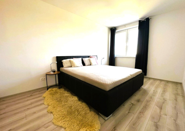 AFYREAL predaj 4izb domu Dunajská Lužná, kolaudácia 2019, veľká obývačka-50m2, krb, terasa, garáž, malá záhradka.