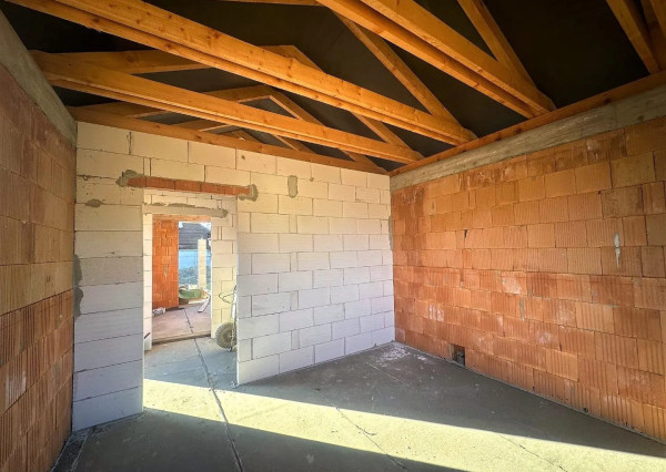 AFYREAL predaj pozemku na stavbu rodinného domu s menšou novostavbou Vojka nad Dunajom