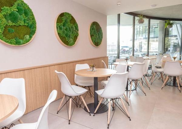 AFYREAL Prenájom kancelárií od 24m2 v TOP budove v Petržalke, parking aj pre návštevy, ľahko dostupné