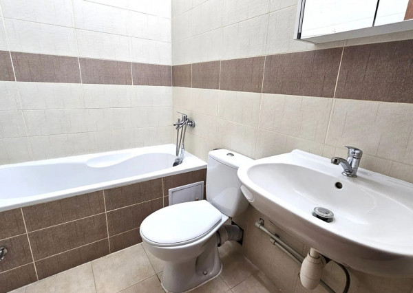 1 izbový byt v Bratislave - Petržalke, 36m2, čiastočná rekonštrukcia 