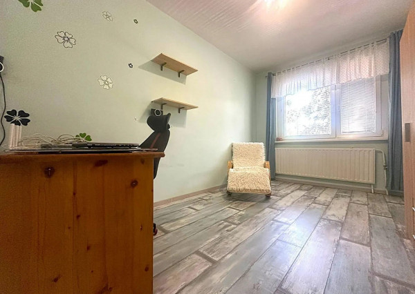 AFYREAL Predaj 4izb byt Vyšehradská Petržalka po staršej kompletnej rekonštrukcii, balkón